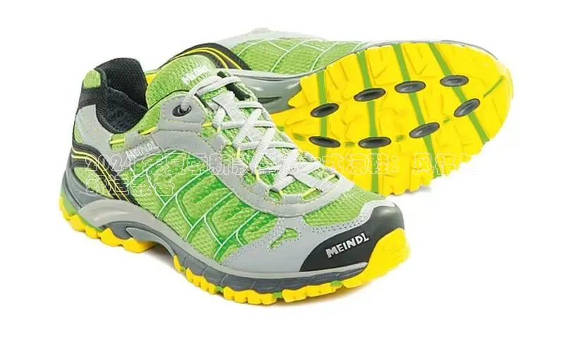 b体育下载入口app百度学术2024 年夏季新款厚底女式凉鞋：风格与
舒适兼备