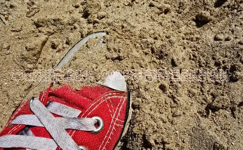 革新潮流趋势：2025年春季运动鞋设计